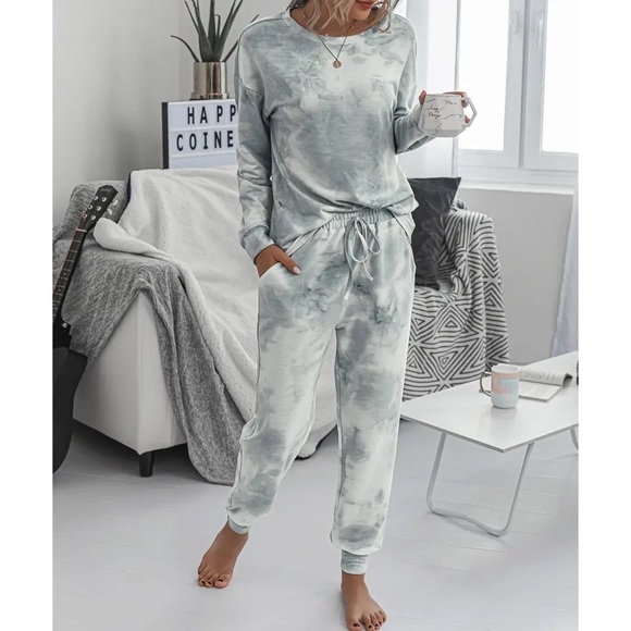 Grey Tie Dye Long Sleeves T-shirt and Joggers Set - Picture 3 of 5